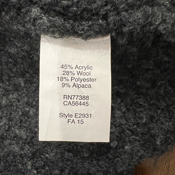 Madewell boyfriend sweater with two side by side buttons. - Picture 7 of 7